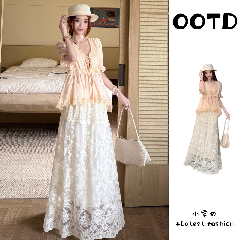 2026 Summer Gentle Style Stunning Outfit: Plus Size Lace Trim Top + Embroidered Lace Skirt