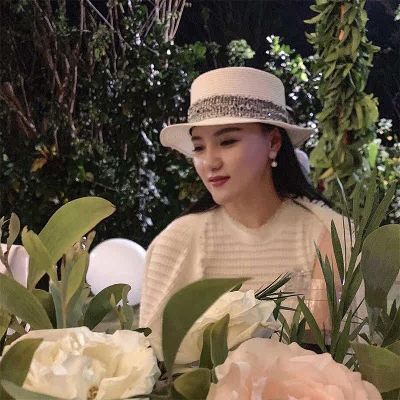 Elegant and refined bi into the soft wool short stream knitted coat of sleeveless vest fake two dress Q