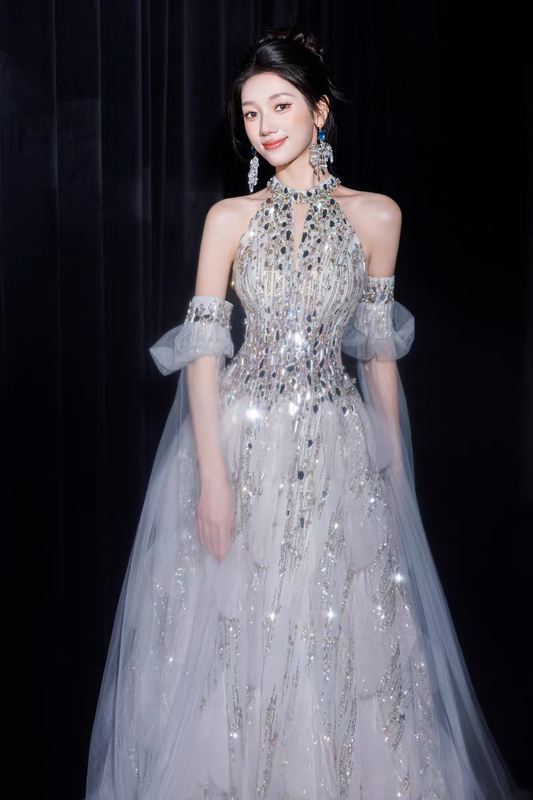New Heavy-Duty Handcrafted Wedding Dress, High-Neck Sparkling Gown, High-End Elegant Performance Dress, Slimming Rental and Sale Dress New Heavy-Duty Handcrafted Wedding Dress, High-Neck Sparkling Gown, High-End Elegant Performance Dress, Slimming Rental and Sale Dress
