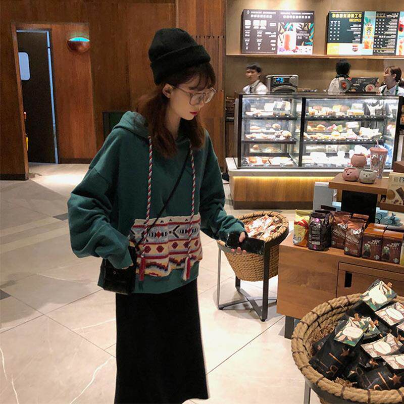 2022 new wave winter clothing fashion and reduced age small crowdsuit port wind retro temperament gentle wind two style foreign dress