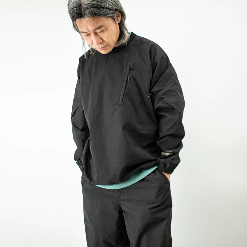 Wt 25Ss Solotex Fiber Polyester-Blend Functional Pullover
