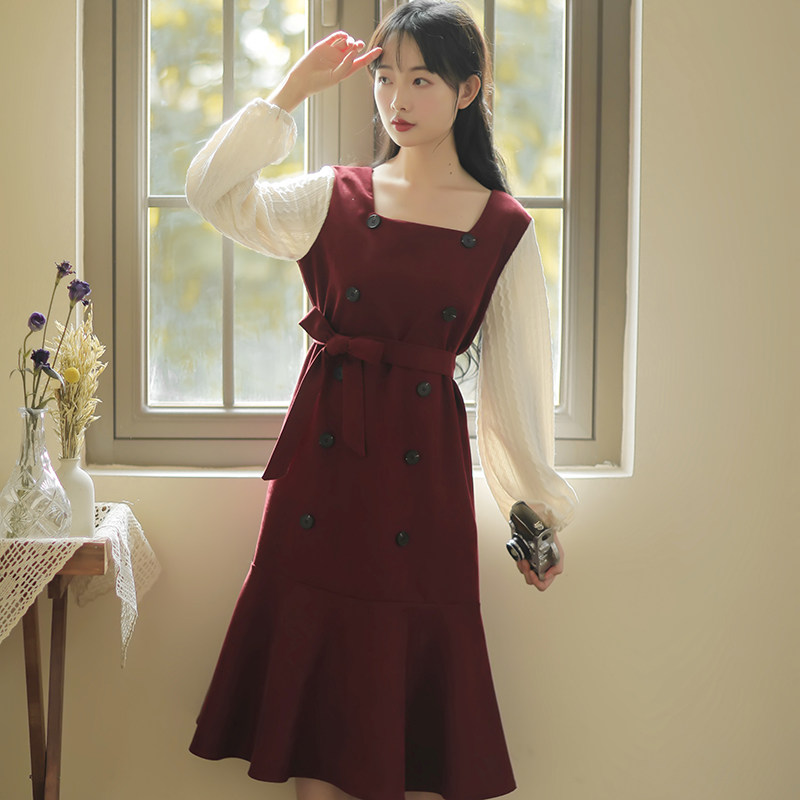 2020 new long-sleeved dress female spring and autumn student French retro gentle wind waist slim puff sleeve skirt