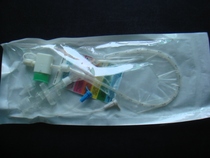 Plastic tube disposable closed suction tube sputum suction tube independent packaging spot physical shooting