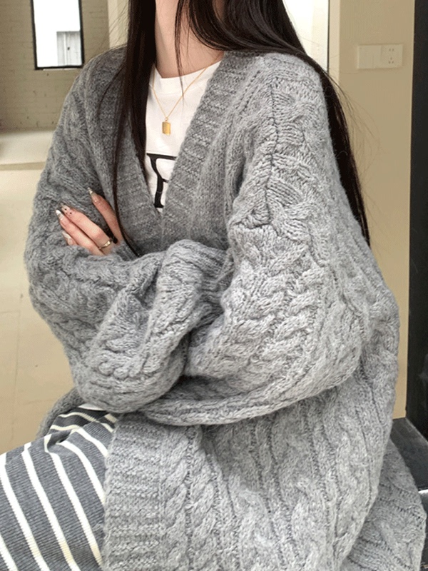 Korean Style Chic Cardigan with Twist Pattern, V-Neck, Spring and Autumn Outerwear, Thickened Top, Lazy Style, Soft and Cozy Knitted Sweater for Women