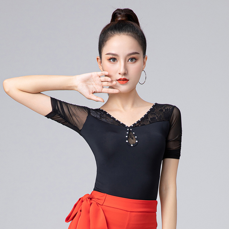 Latin dance clothing female adult dance top autumn 2022 new short-sleeved diamond-studded national standard modern dance practice ·