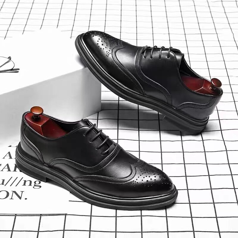 Hong Kong Chaobok Brock men's shoes genuine leather Inron Fashion Business Casual Fashion Groom Married Men's Leather Shoes Man