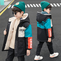 Boy autumn and winter plus velvet cotton coat 2021 new boy winter foreign atmosphere thick assault clothes big boy short tide