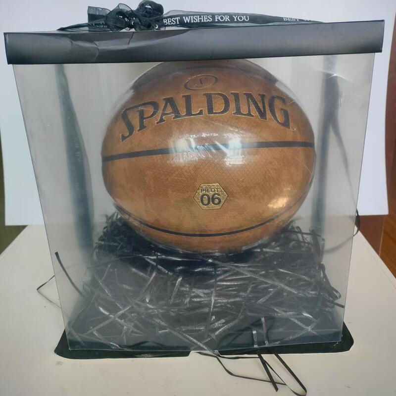 Spalding Cross-Shaped Particle Indoor and Outdoor Moisture-Absorbing and Wear-Resistant Adult Size 7 Pu Basketball 77-739Y