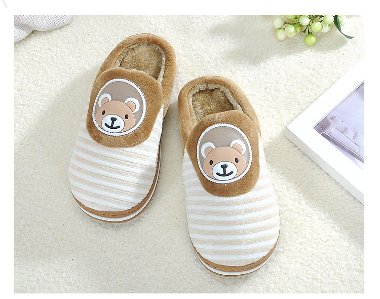 Pantoufles enfants en suède pour hiver - semelle plastique - Ref 1007514 Image 56