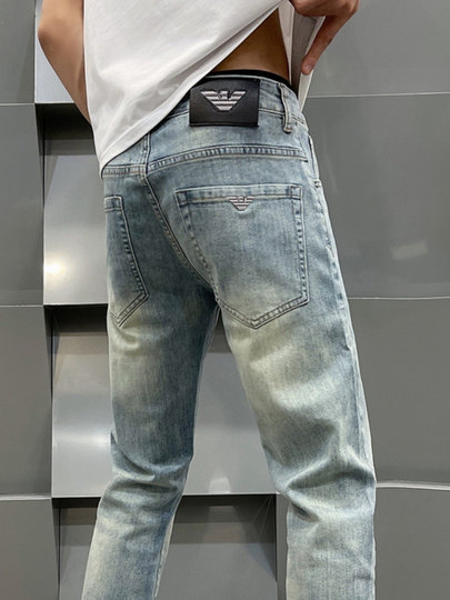 High-End Men's Jeans, Men's Autumn and Winter New Trendy Brand, Stretchy Slim Fit, Tapered European Style, Vintage Light-Colored Black Long Pants