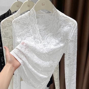 White lace v-neck bottoming shirt 2025 new women's chic shirt thin temperament design top