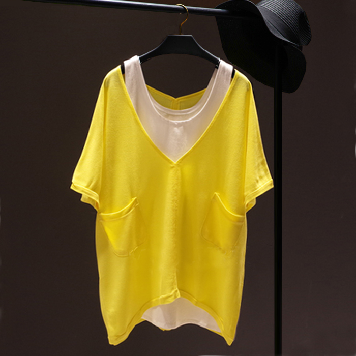 Tide card 2022 Summer new large size Korean version Large size size short sleeve T-shirt V collar bat sleeve vest suit loose blouse