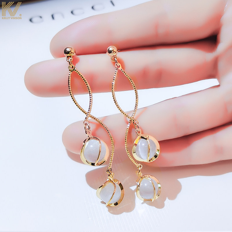Earrings Korean temperament net red 2020 new fashion earrings sterling silver earrings ear clip no ear holes women fashion earrings