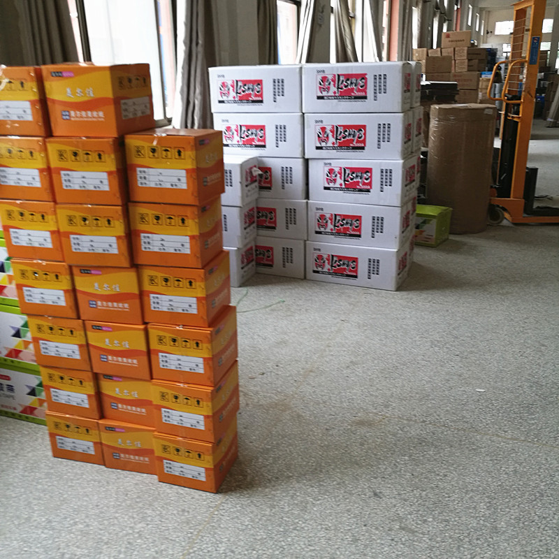 Băng keo và giấy tách màu giấy phun mặt nạ giấy độ nhớt thấp liền mạch chịu nhiệt độ cao băng rách giấy màu xanh lá cây - Băng keo băng keo giấy nhăn