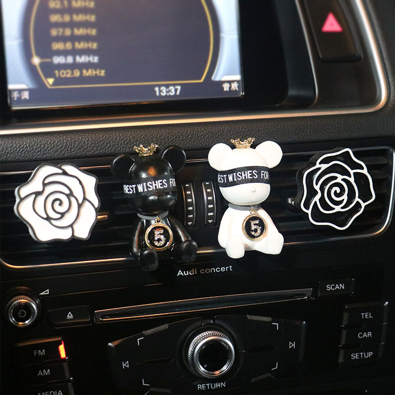 Car Perfume Outlet Decoration Ornament Air Conditioning Aromatherapy Clip Car High-end Big Brand Light Fragrance Car Supplies Daquan