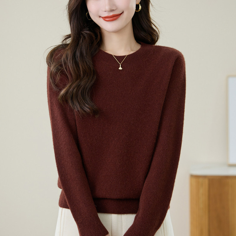 Women's Sweater 2026 New Model 100% Yak Wool Base Layer Top Soft and Luxurious Inner Wear Women's High-End Knit Sweater
