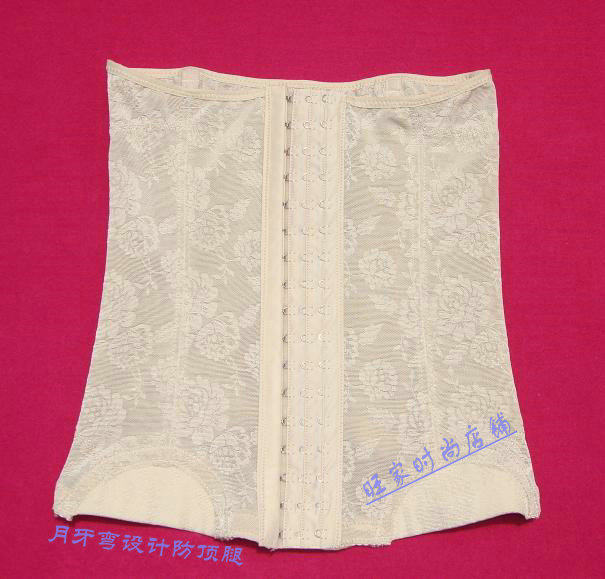 Corset luxueux en nylon - Ref 673279 Image 36