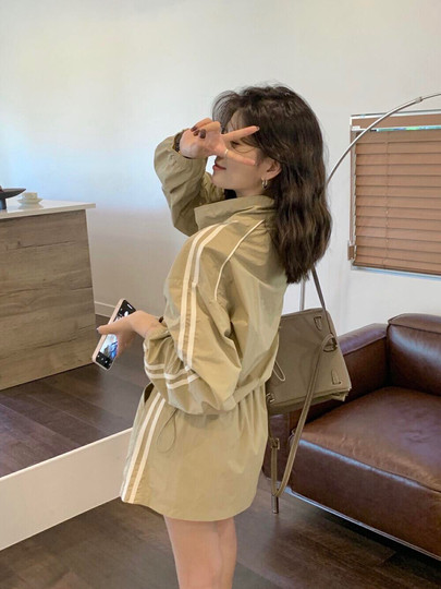 防晒冲锋衣运动套装裙女夏季韩系休闲防晒衣外套松紧腰短裙两件套