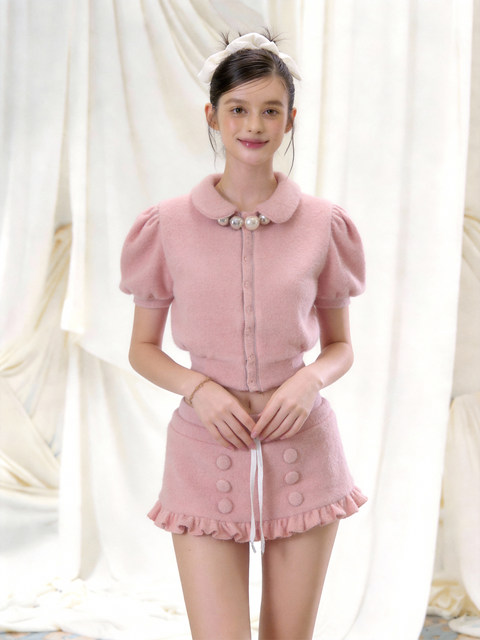 Chanel-Style Elegant Pink Outfit with Doll Collar and Puff Sleeves, French-Style 2026 Super Trendy Outfit Set