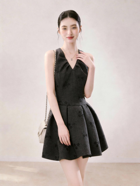 High-End, Elegant, Classy V-Neck Sleeveless Dress, Stylish Hepburn Style, Unique and Beautiful Dress for Summer 2026