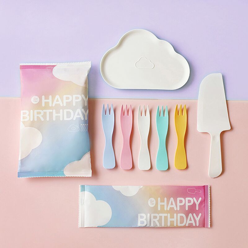 Fresh color cloud style 5 people knife and fork plate disposable knife and fork spoon dinner plate set birthday party supplies collection