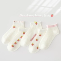 Белая клубника