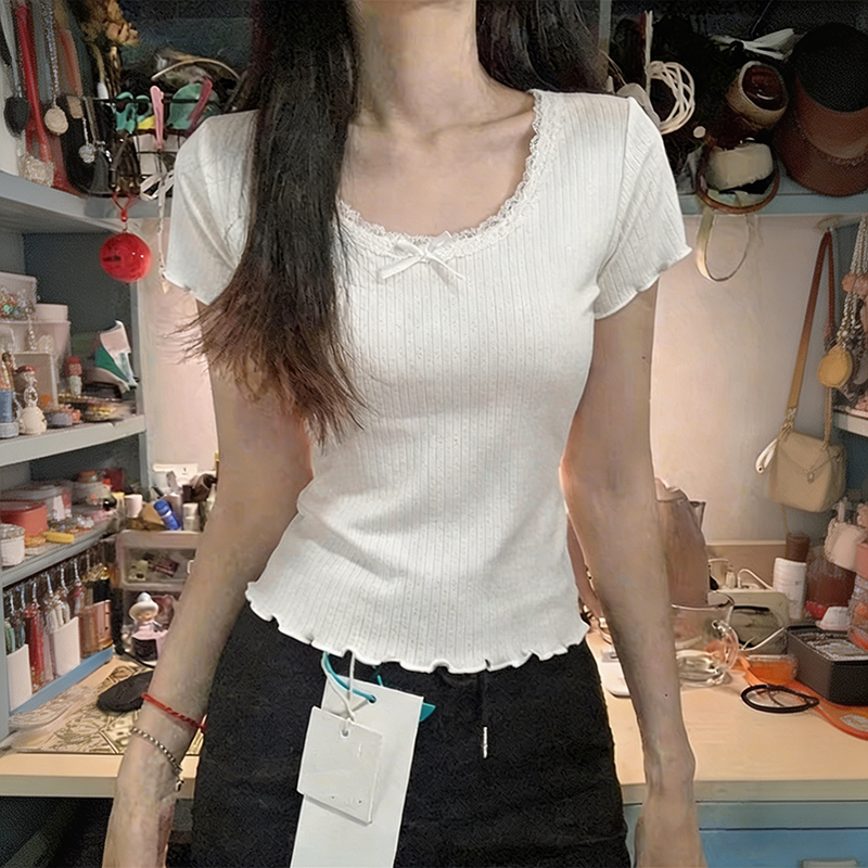 Lace Round Neck White Short-Sleeve T-Shirt for Women, 2026 New Summer Style, Ruffled Edge, Slim Fit, High-Waisted Short Top