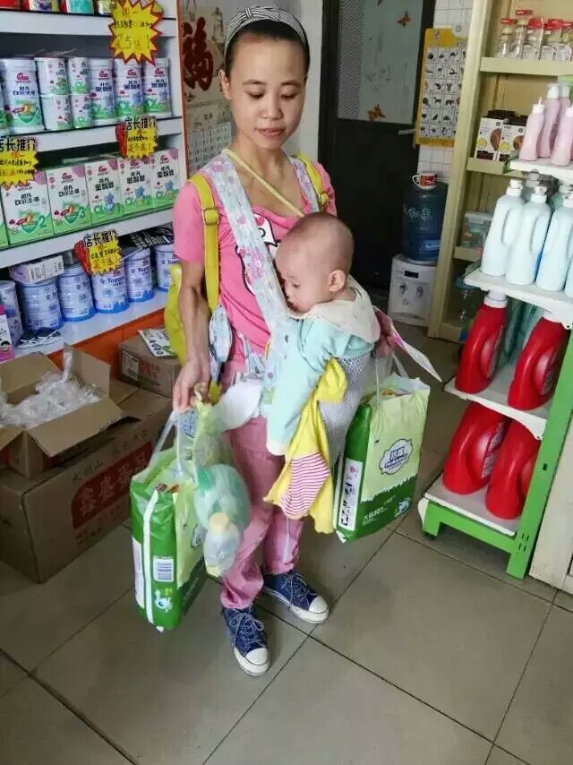 Ưu đãi đặc biệt tã tã trẻ em Minghui S code 32 miếng tã không giấy kéo quần nhiều tỉnh hơn bỉm goldgi