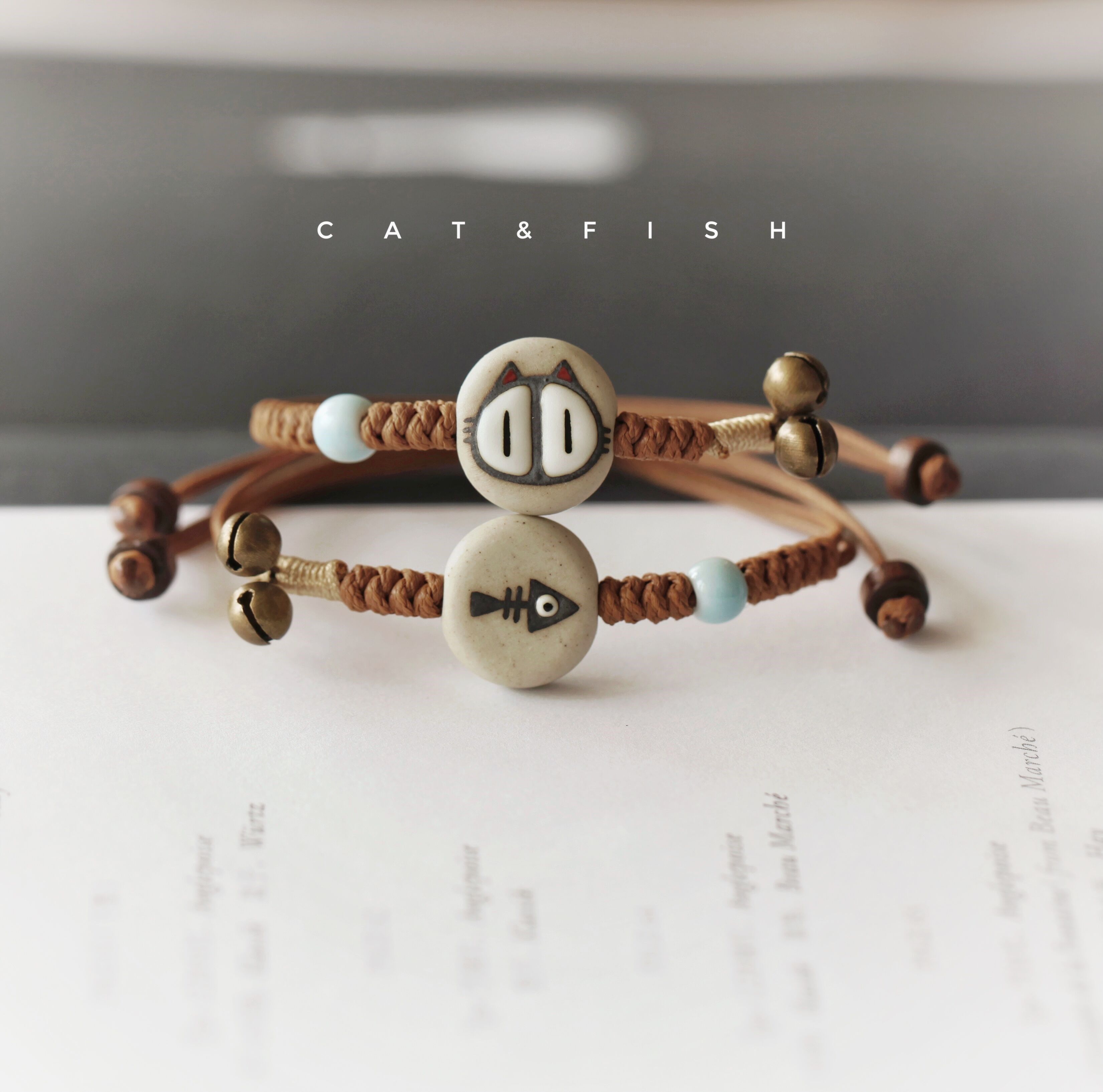 Hand-carved female summer weaving design trendy men and women ins natal year ins couple girlfriends Valentine's day to send girlfriend handmade red rope