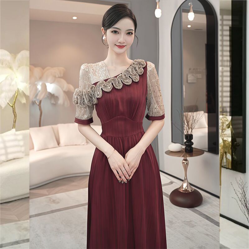 2026 Summer New Women's Long Dress, Unique and Beautiful Waist-Cinching Dress, Light Luxury Red Sequin V-Neck Party Dress