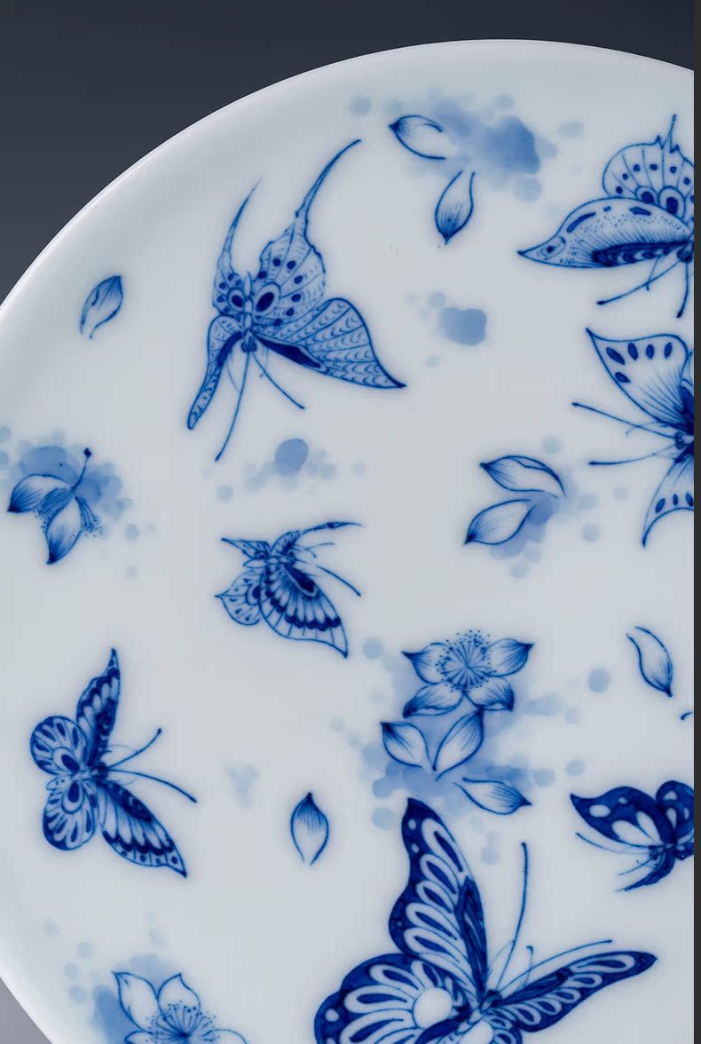 Holy big ceramic cover place jingdezhen blue and white tree lost its flying butterfly tattoo saucer hand - made all hand kung fu tea set spare parts