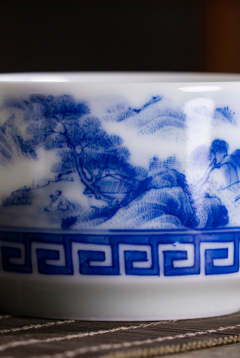 St the ceramic cup kung fu master cup manual hand - made jingdezhen blue and white landscape meander straight cup tea by hand