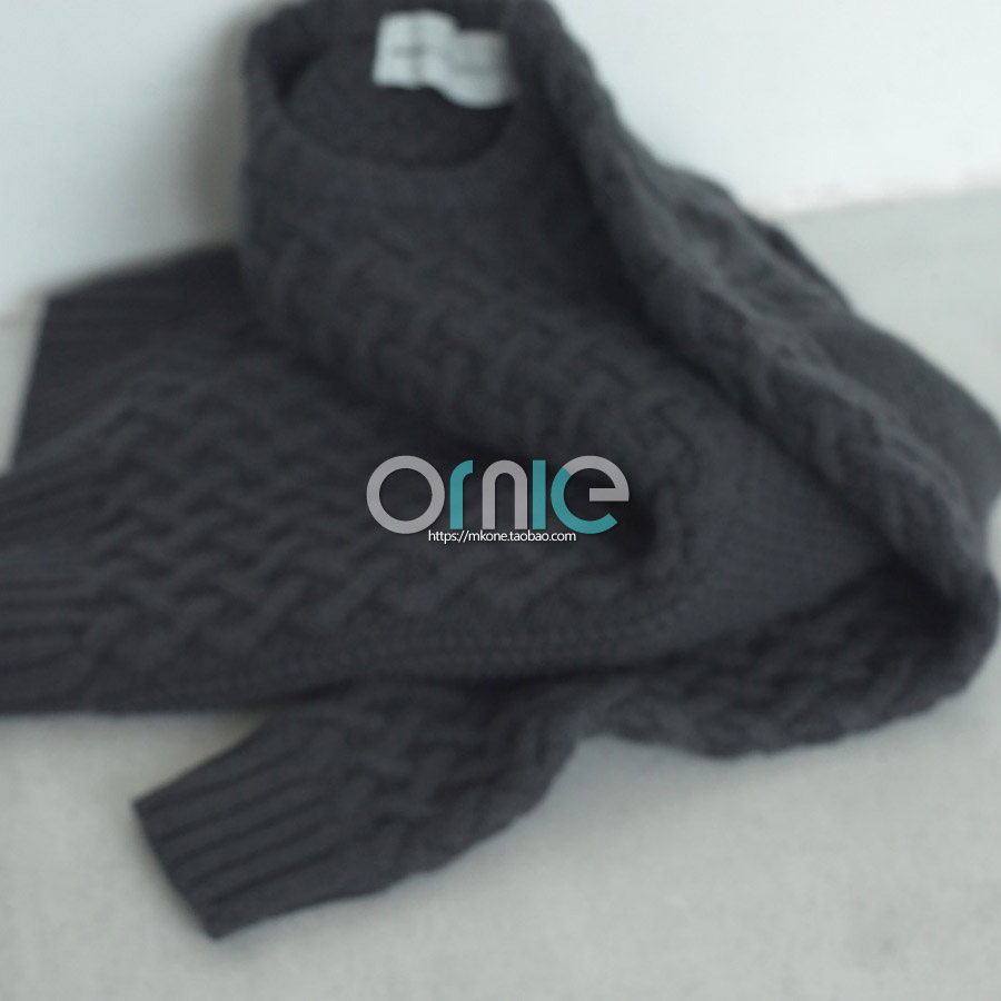 Day series high-end walenode 35200 yen thick solid pound Mongolian wool twist weave round neckline sweater