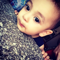 Hemody baby poster mixed blood small is too big eyes long eyelashes cute baby prenatal education male treasure photo stickers