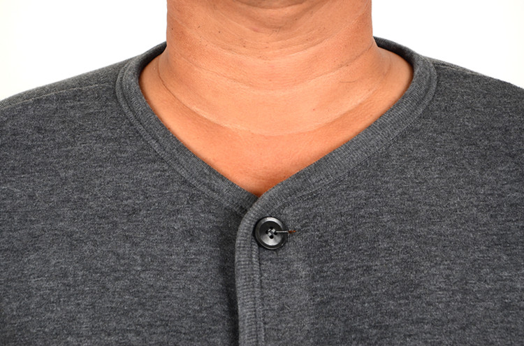 Áo len cotton trung cổ và áo len nam nút len ​​ấm áp hàng đầu cộng với nhung dày cộng với phân bón để tăng lông cừu đơn quần bò nam