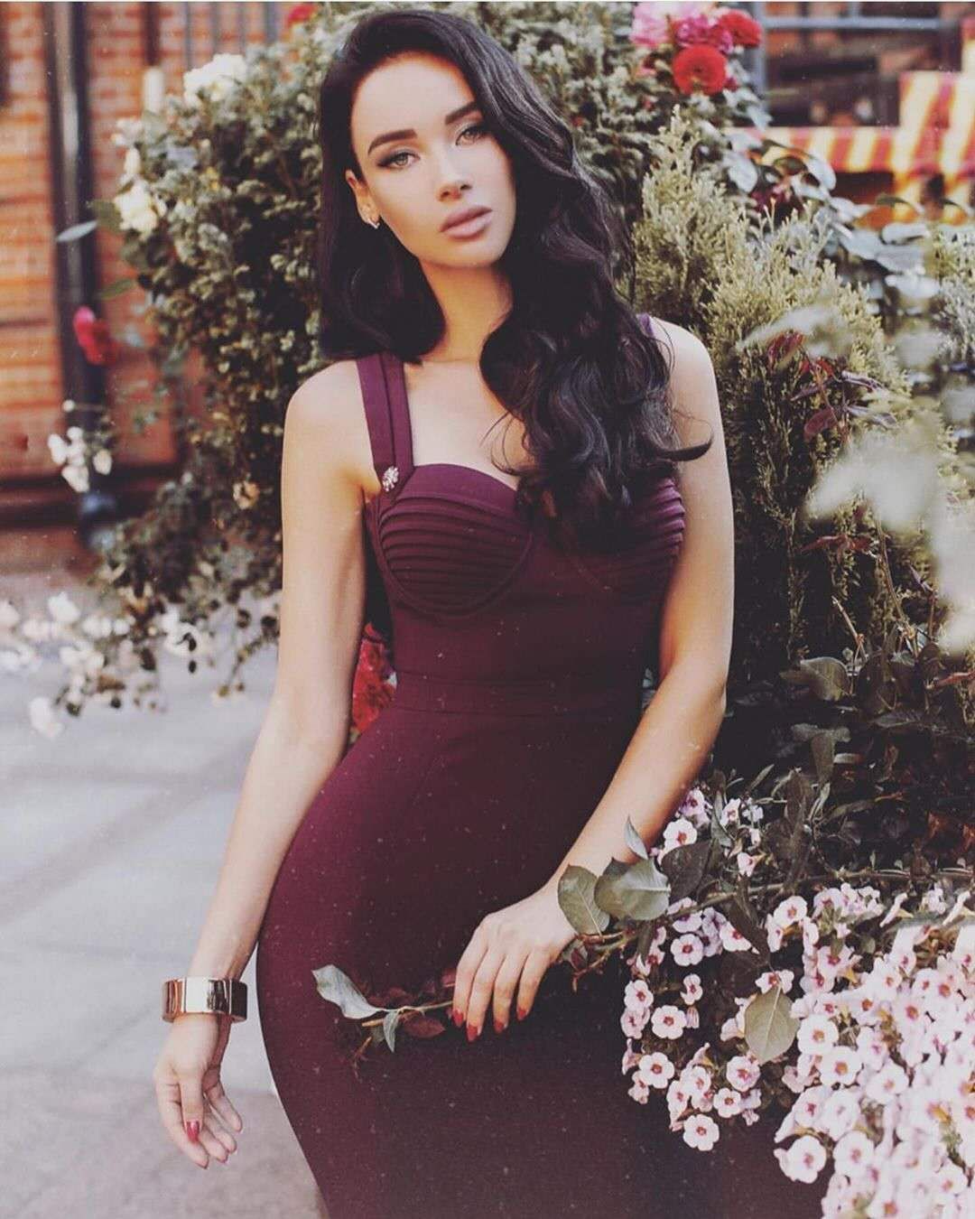  L+Burgundy  