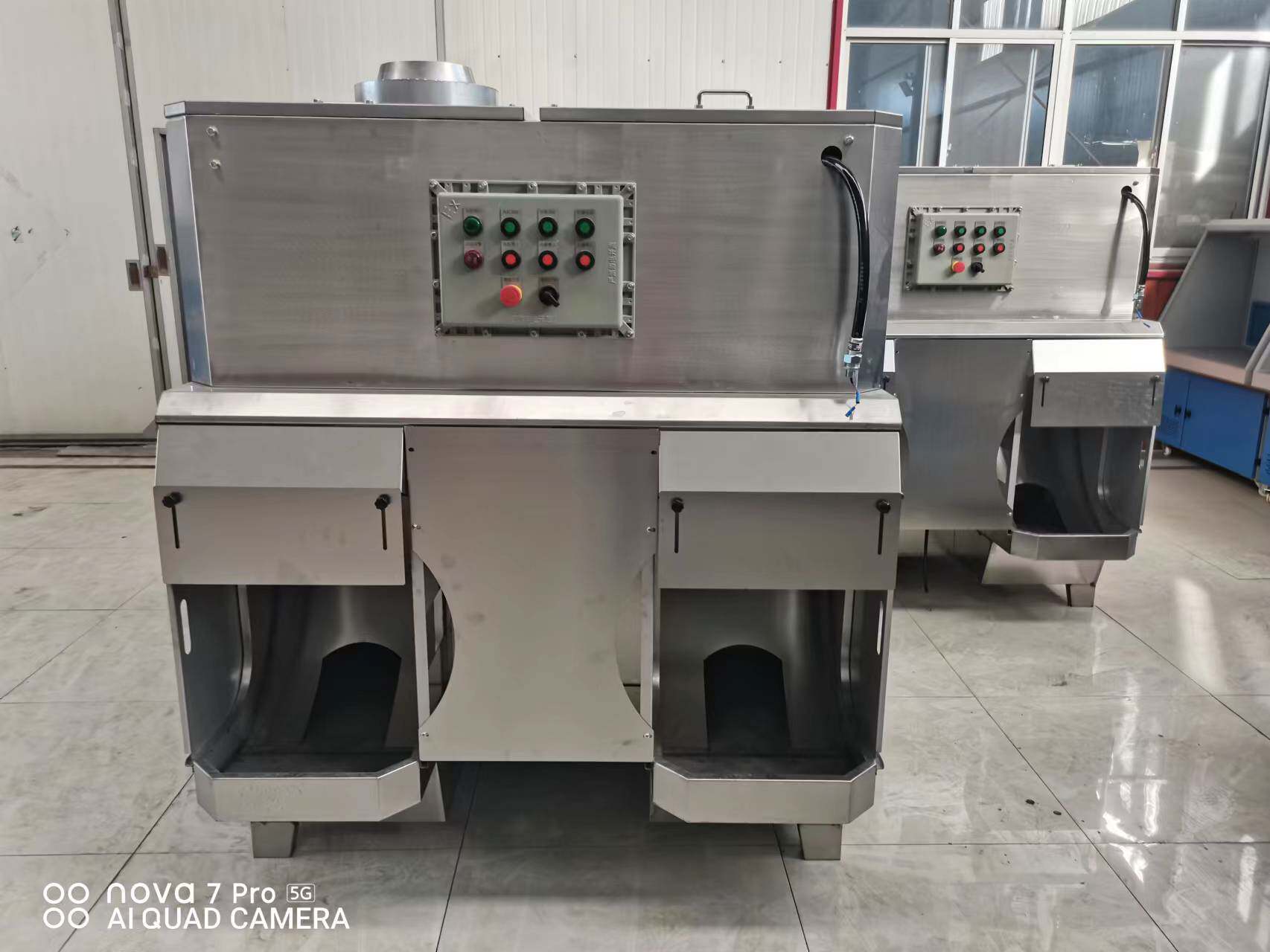 Cool constant belt machine dust blower stainless steel polishing machine environmental protection equipment grinding purification platform belt conveyor wet type