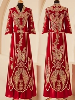 Новый V -Neck Red 3Hundrd требует выбора службы поддержки клиентов Headress.