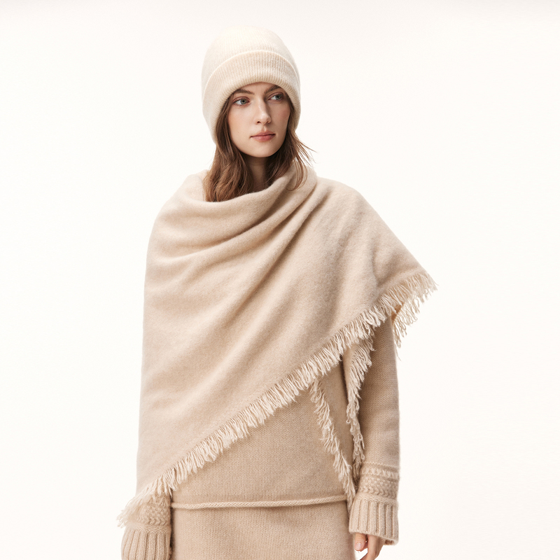 Cloudy and Fluttering~ Tassel Triangular Cashmere Shawl for Women, Soft and Pure Color, Versatile Scarf and Cape with an Atmospheric Feel