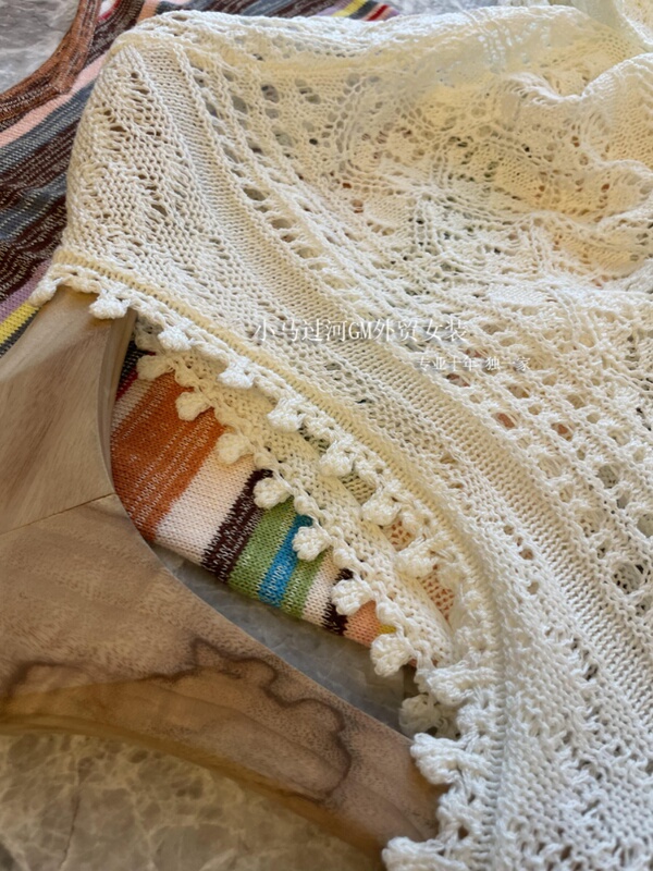 The Beautiful Is Not Blowing Out and Highly Recommended! E*R French Cut Out Crochet Retro Linen Knitted Blouse/Cardigan