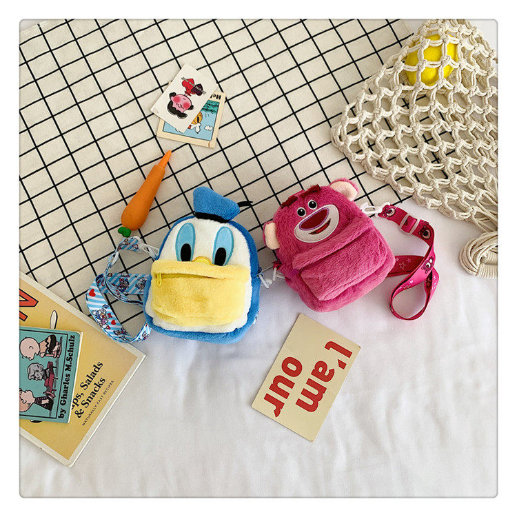 Детская сумка на ремне 两用小熊儿童斜挎包女孩毛绒可爱宝宝包包出游女童零钱单肩手机包