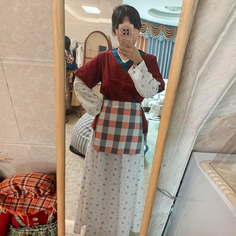 Tong Xiangyu's Same Style Pajamas for Women, Summer Long-Sleeve Floral Dress, Plus-Size Loungewear Set, Cosplay Performance Outfit