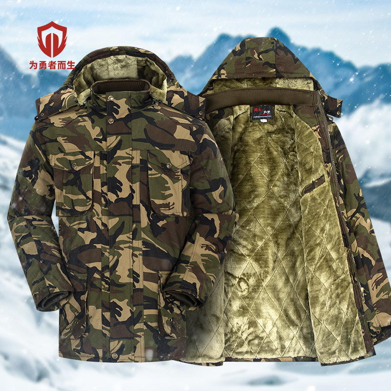 Winter camouflage clothing cotton coat velvet thickened wear-resistant and cold-proof hooded coat Men's coat large size quilted jacket cotton clothing tide