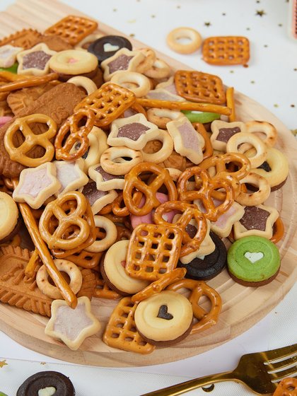 劳仑兹蝴蝶型蛋糕装饰饼干奥利奥粒粒脆烘焙纸杯生日蛋糕装扮摆件