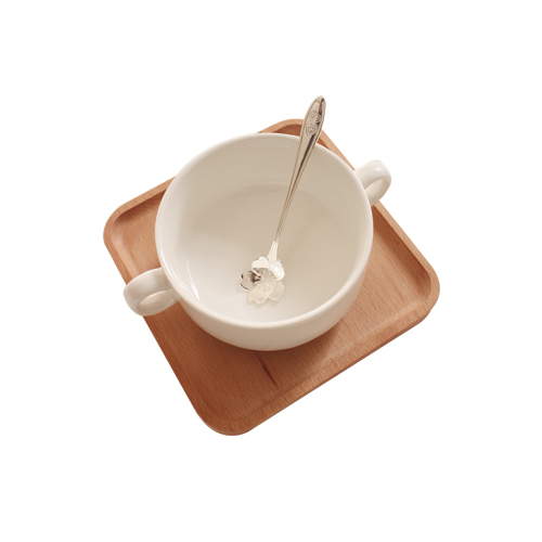 Và gió tấm gỗ hai cánh hoa anh đào thìa trắng bát sứ tráng miệng bộ đồ ăn đặt bát nhỏ bát cơm mẫu đĩa gỗ đẹp