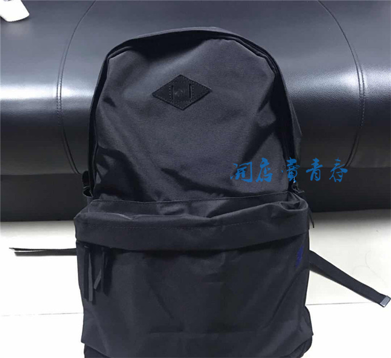 [5 lần] phát hiện WCDT MDNS Madness Yu Wenle với túi vải ba lô quân đội - Ba lô balo vans