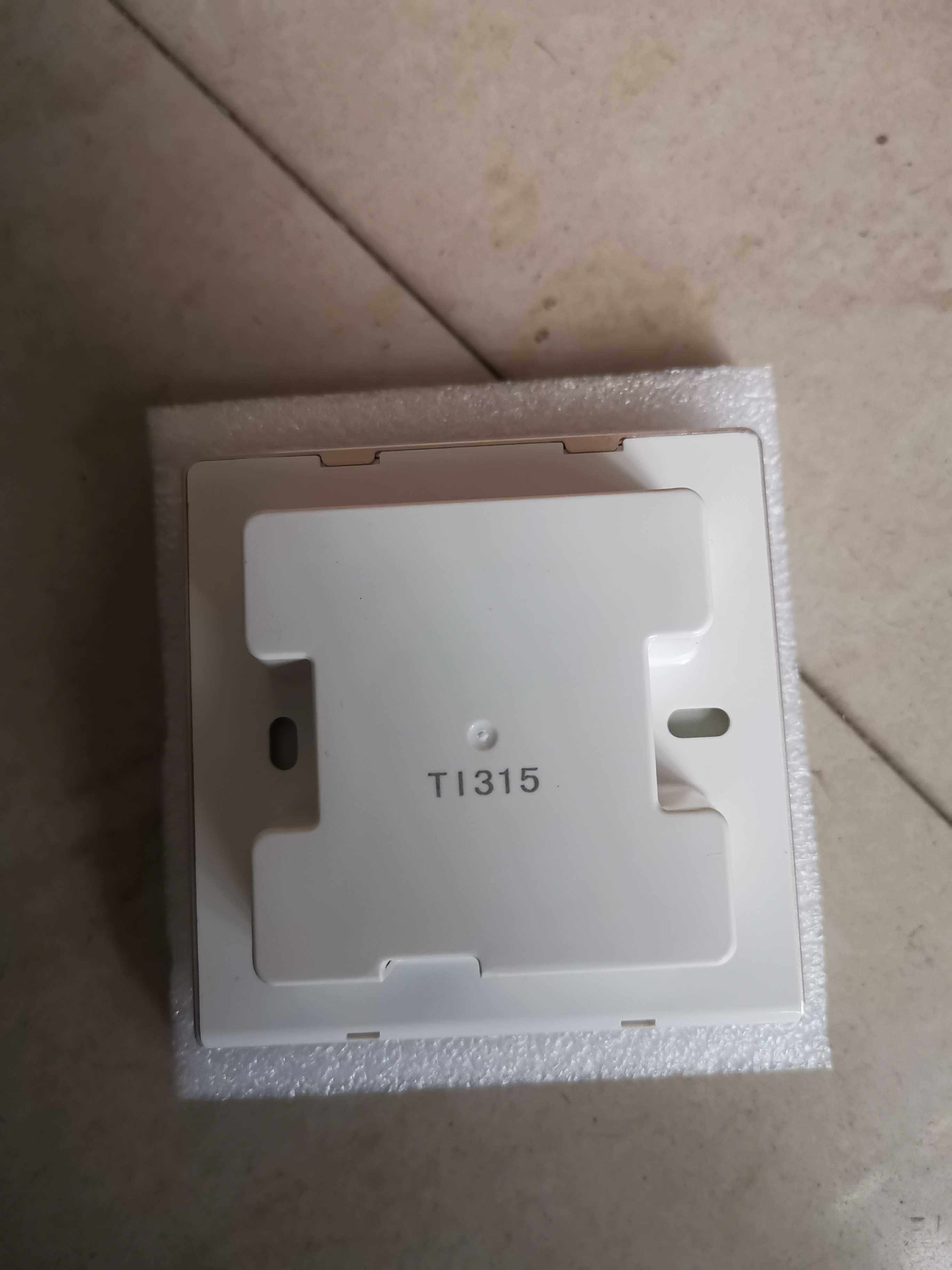 New original Hitachi central air conditioning color screen wire controller controller hand board PC-P1H9QA