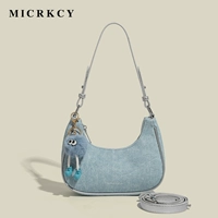 Серебро с синим сегодня, чтобы получить шелковой шарф