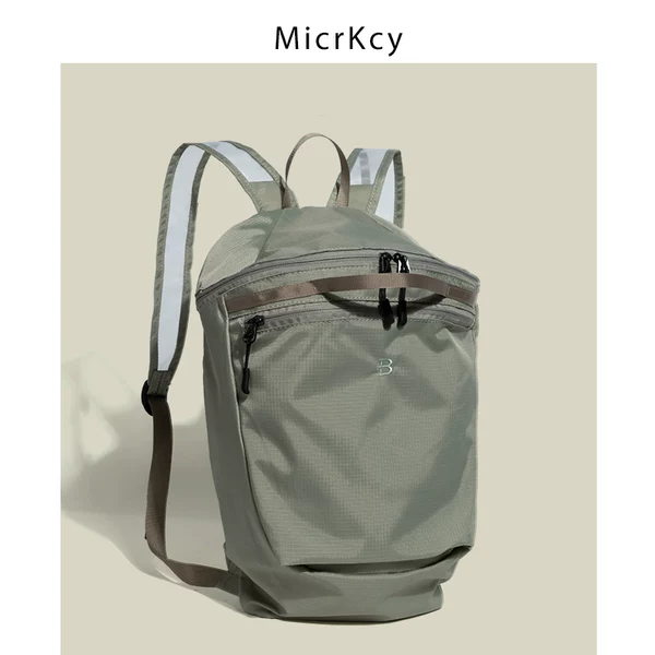 Товары от 新爱时尚包铺