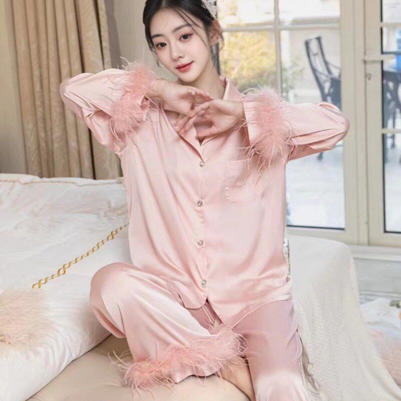 2026 Spring and Autumn New Fashionable Ice Silk Set with Feather Design, Suitable for Going Out, Ice Silk Elegant Homewear Trend
